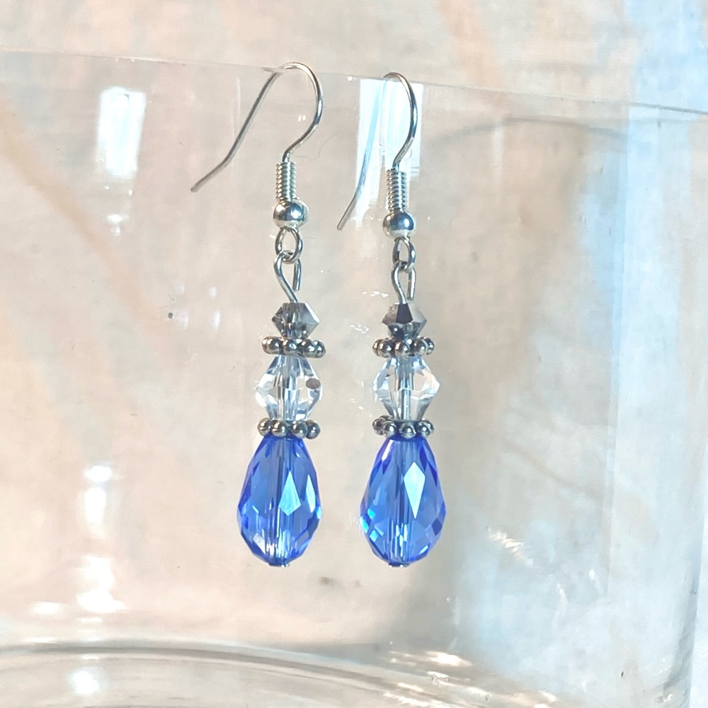 Blue teardrop earrings